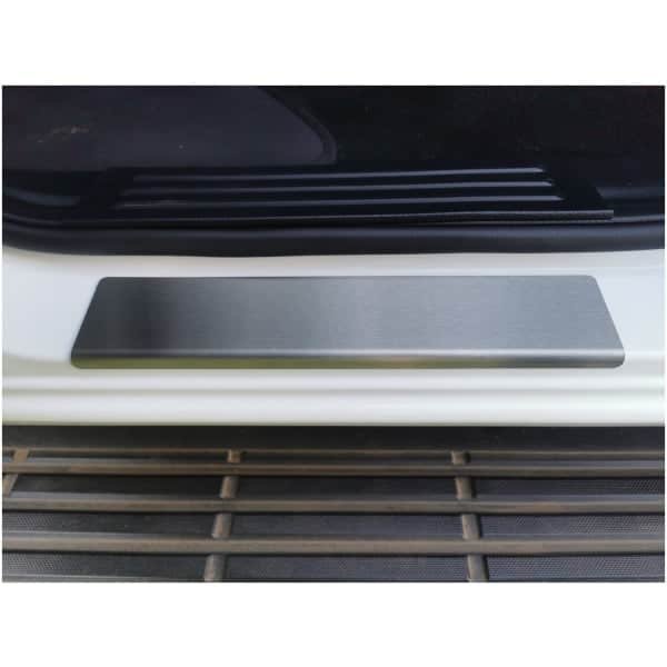 High-quality vehicle entry step for 4x4 off-road vehicles at EAD 4X4 South Africa.